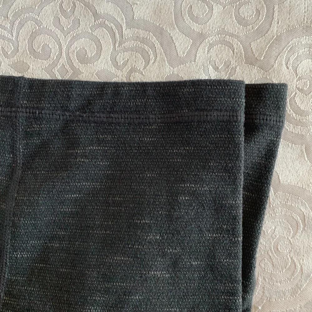 Lululemon Capri leggings - Picture 15 of 16